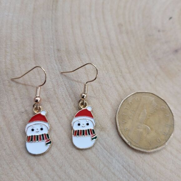 2/$20 Brand New Snowman Christmas Earrings - Picture 4 of 4